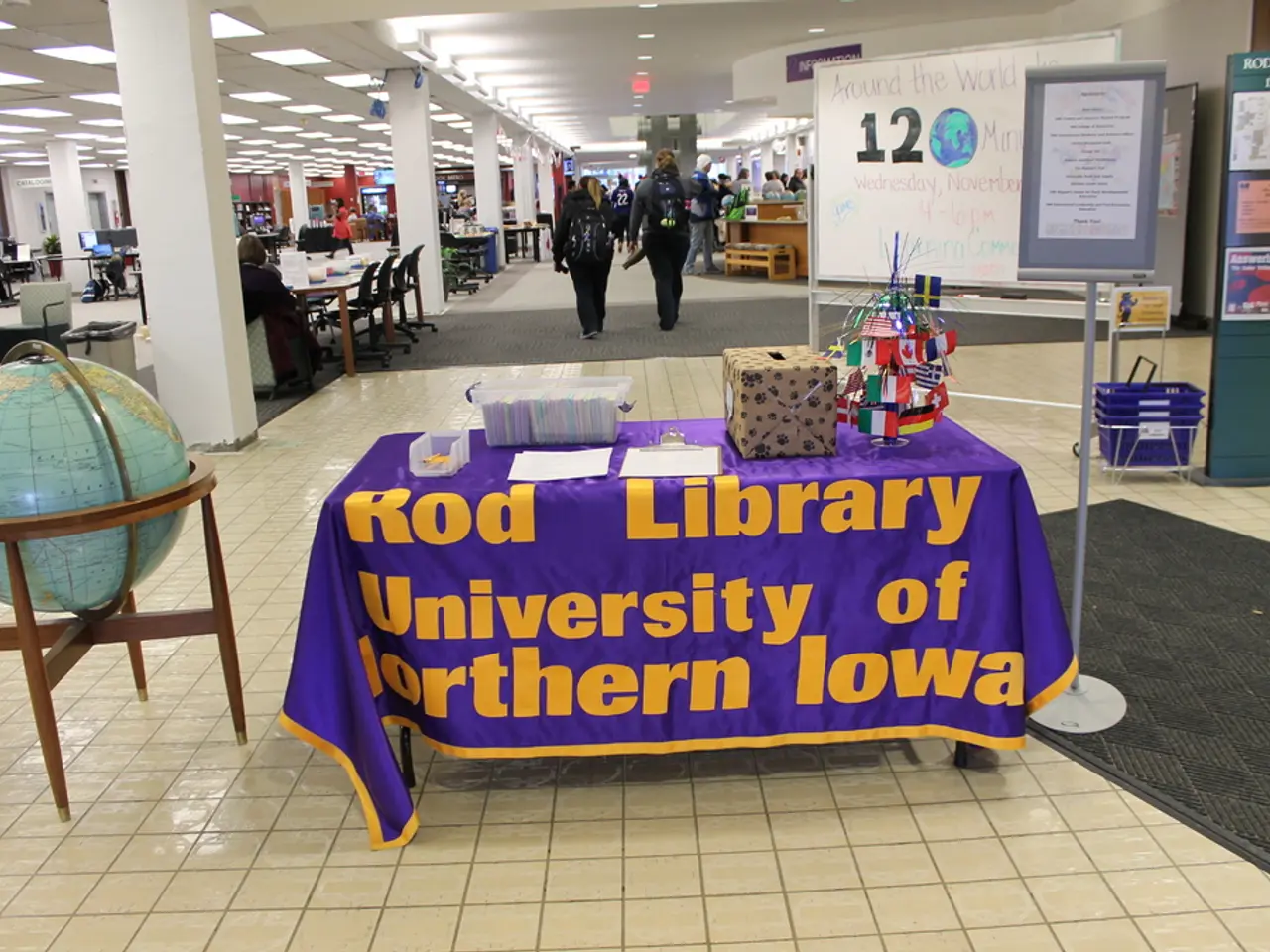 UAE Economic Diplomacy Report unveiled by MBRSG during Public Administration Conference