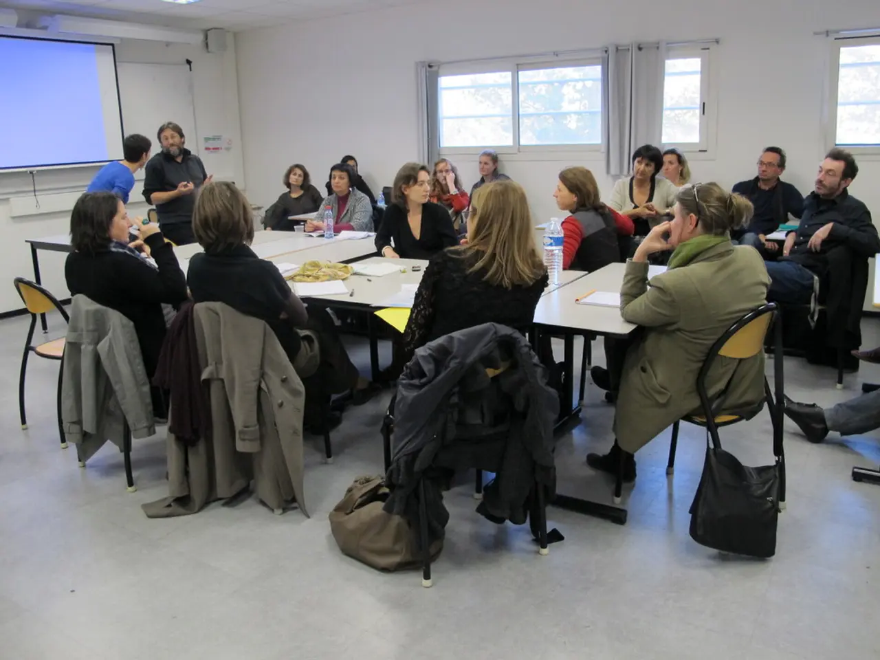 Discussing the Ideal Negotiation Setting: Location Decision