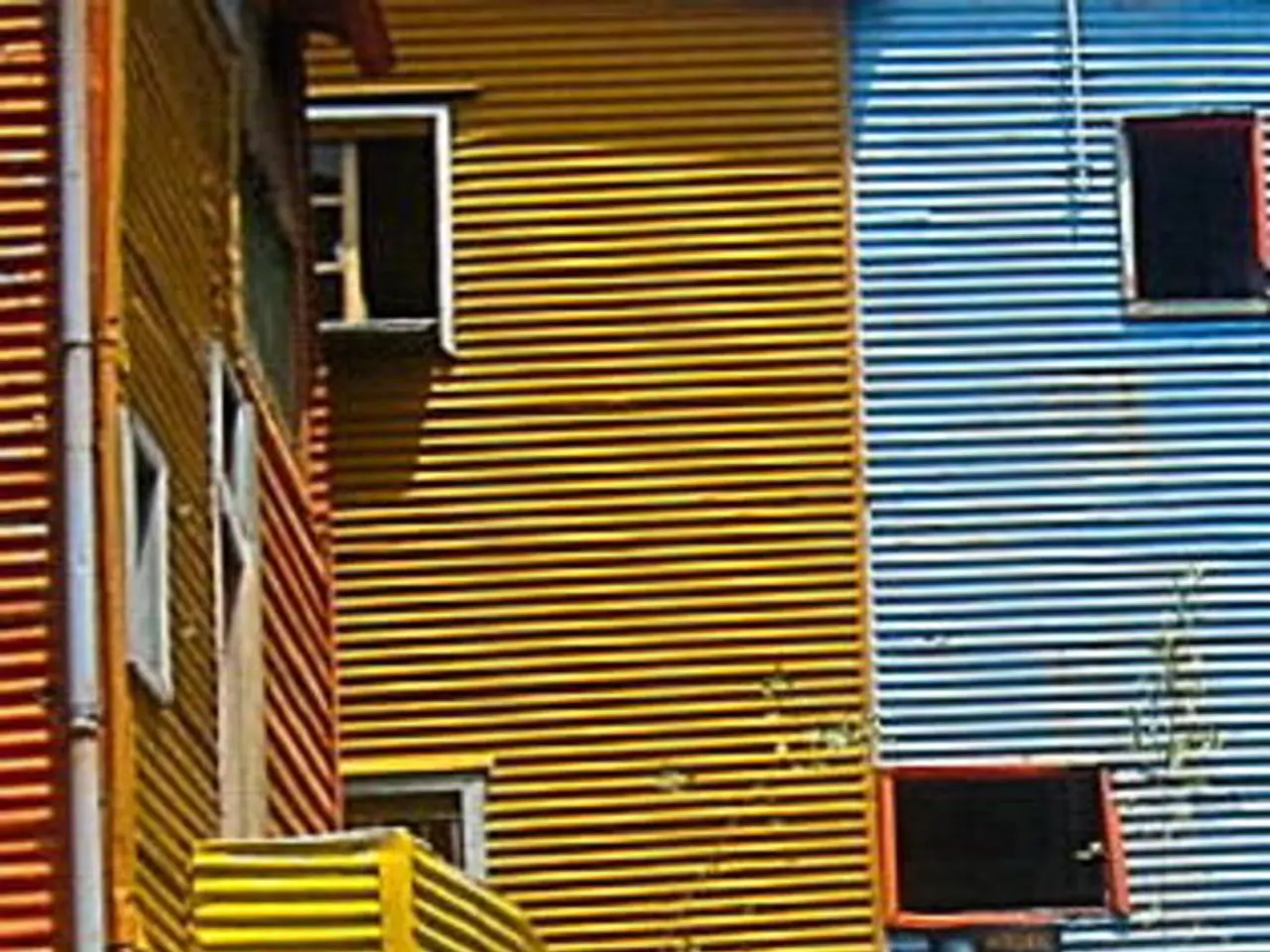 Building Management: Seeking qualified Construction Engineer/Technician (Regardless of Gender)