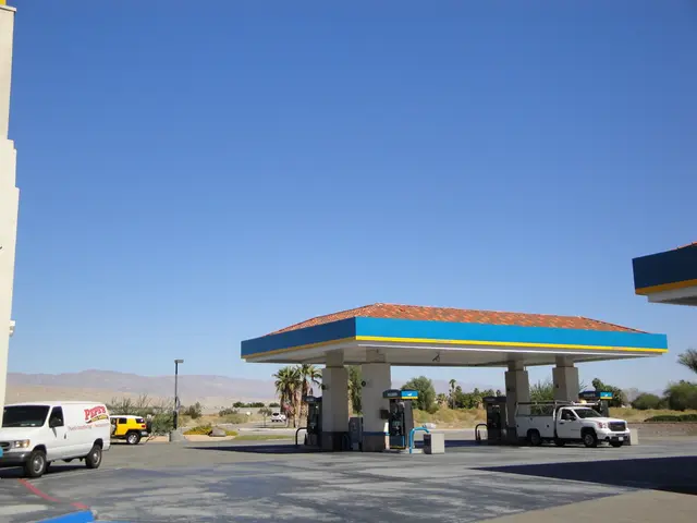 Prices of oil descend once more, leaving fuel considerably costlier compared to previous periods.