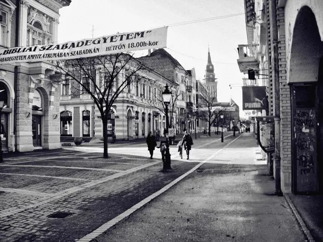 Renovation of pedestrian and cycling paths on Old Wipperfürther Straße scheduled for Monday, 14th...
