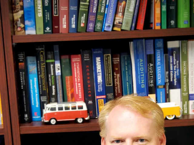 Jerry Seinfeld's Wealth Detailed: Exploration of the Stupendous Fortune Belonging to the Comedy...