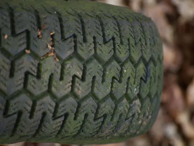 Tips for Maintaining Tire Condition and Pressure Levels