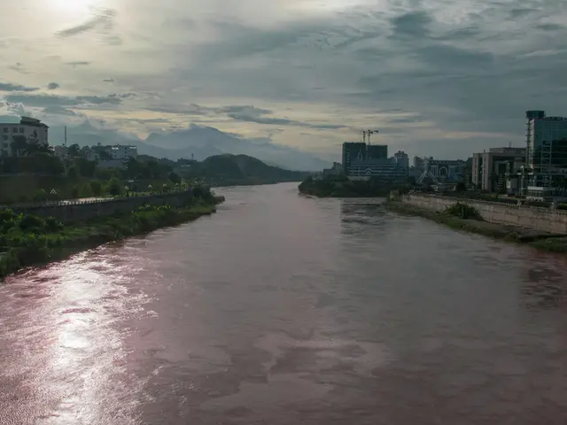China initiates the building of a colossal dam in Tibet