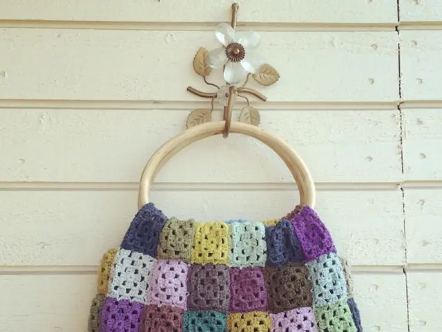 Maruti Suzuki's New Fronx Model Includes 6 Airbags; 2025 Renault Triber Available at Dealerships;...