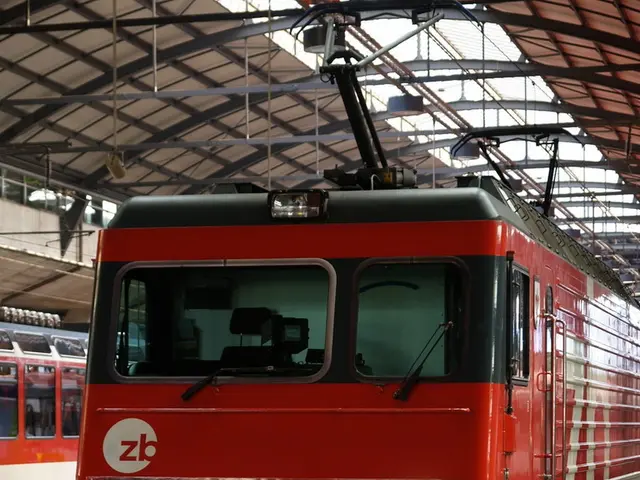 "Pendolino Phenomenon": The high-speed train ride of our company is riding the wave of the railway...