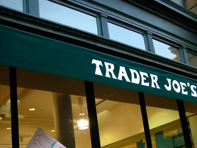 Small businesses in the United States criticize Trump's tariffs as a legal battle unfolds