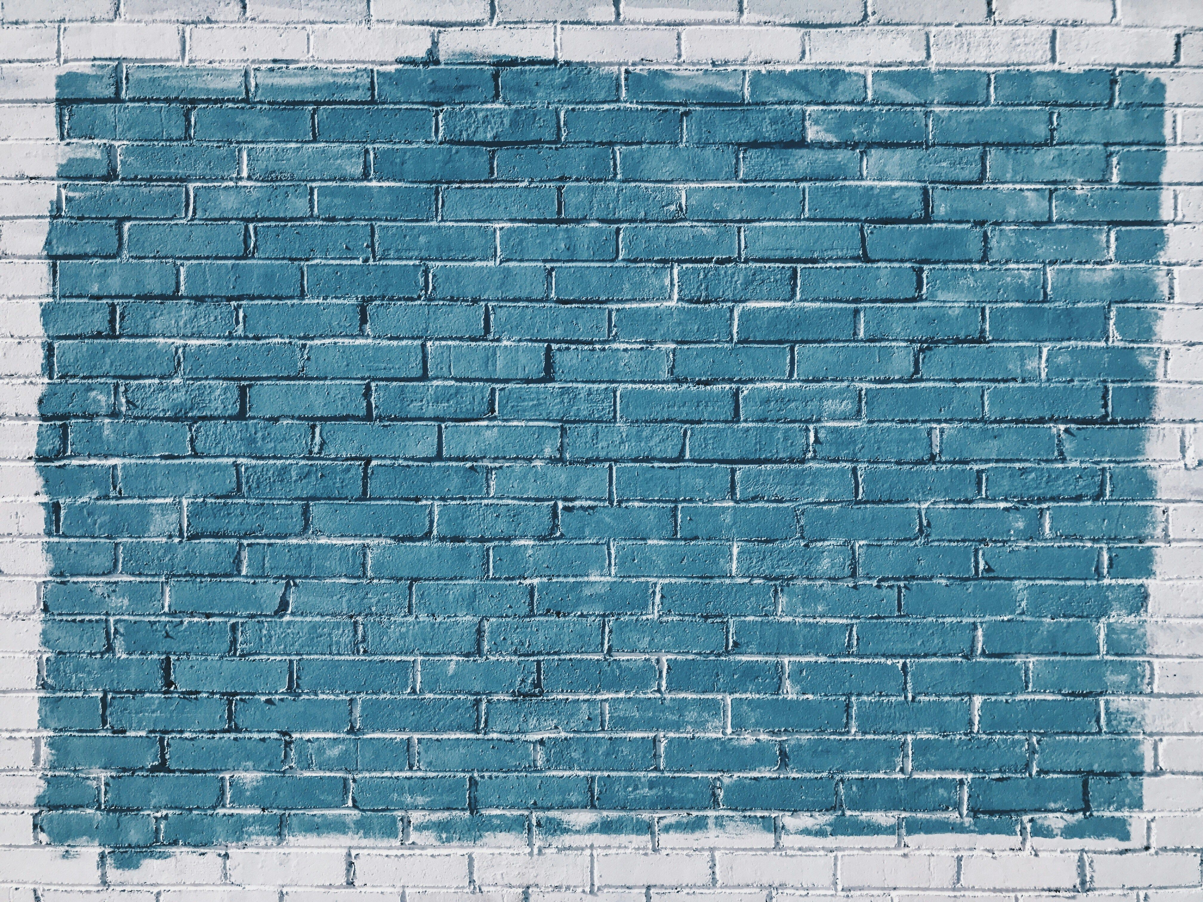 Analyst Michael van de Poppe anticipates this week could be significant for Bitcoin, as the digital currency attempts to rebound from a nadir of $74,000, which was considered a low for 2025.